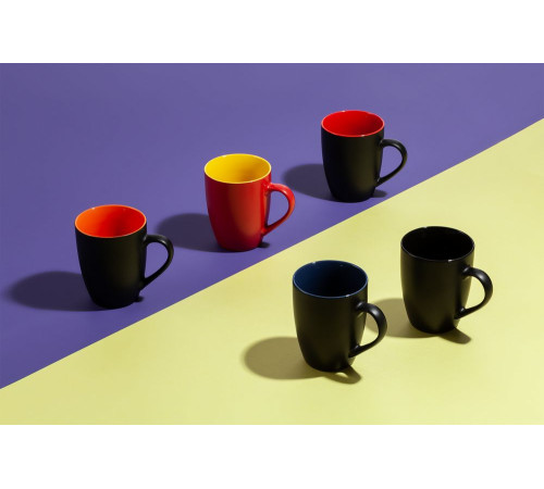 Кружка Bright Tulip, матовая, черная с оранжевым